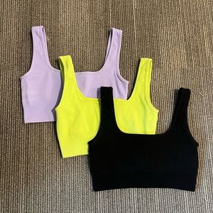 Too small for me. Green, black and purple bra.